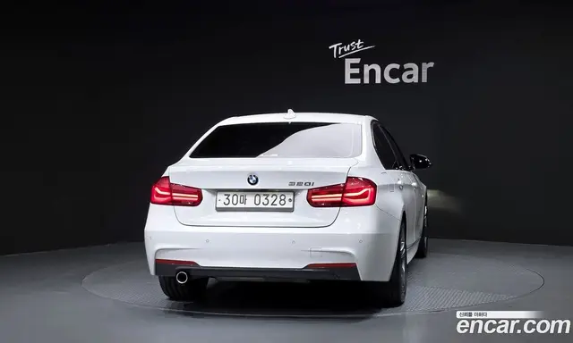 BMW 3 серия 2016 2.0 автомат (гидро), миниатюра 4