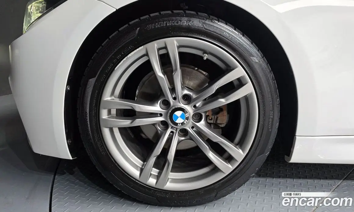 BMW 3 серия 2016 2.0 автомат (гидро), фото 5