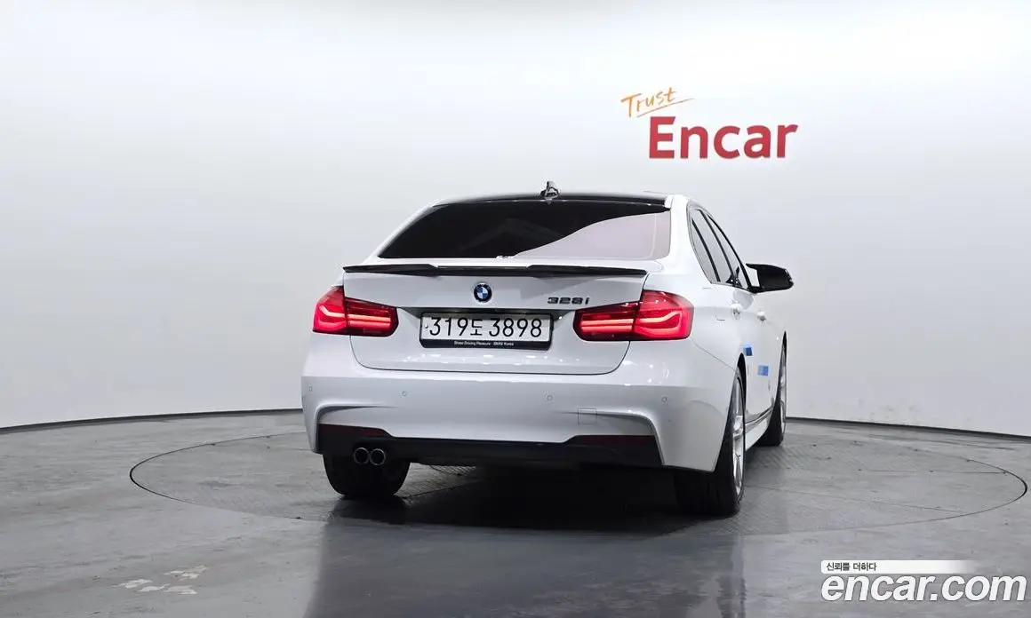 BMW 3 серия 2016 2.0 автомат (гидро), фото 4