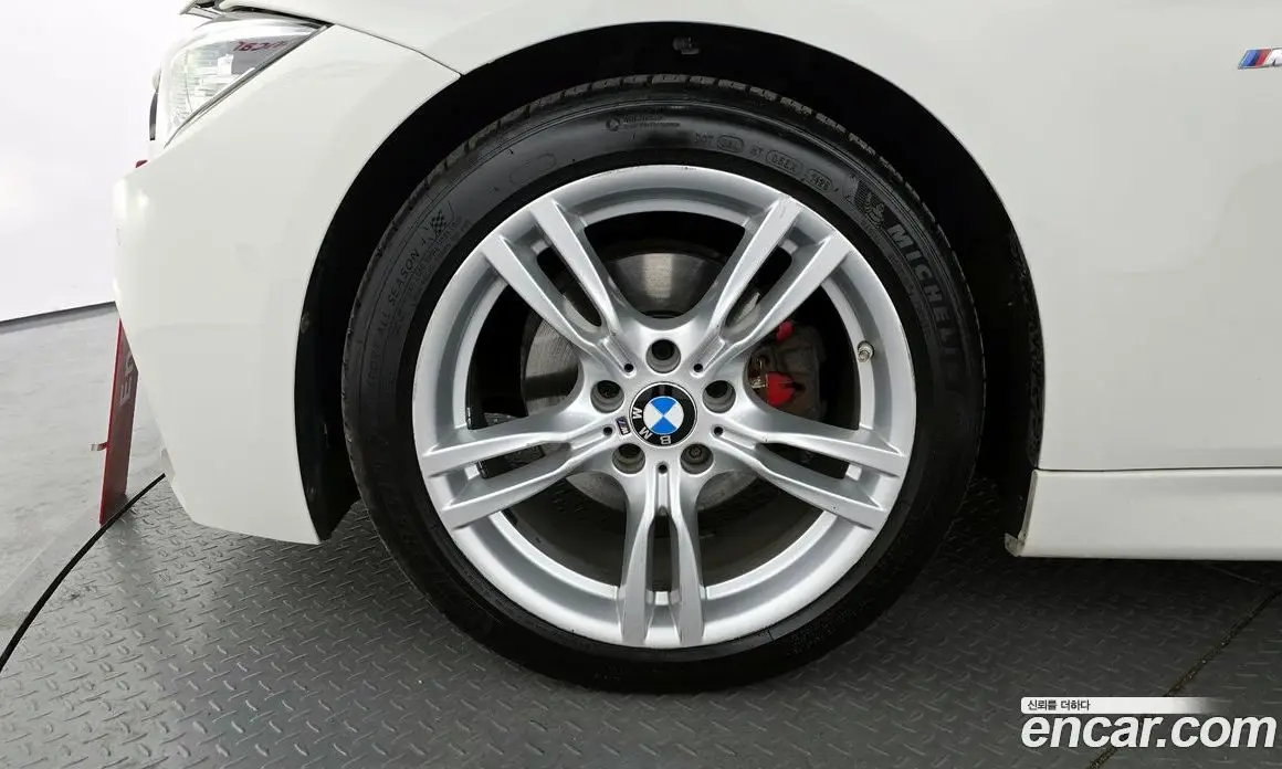 BMW 3 серия 2016 2.0 автомат (гидро), фото 5