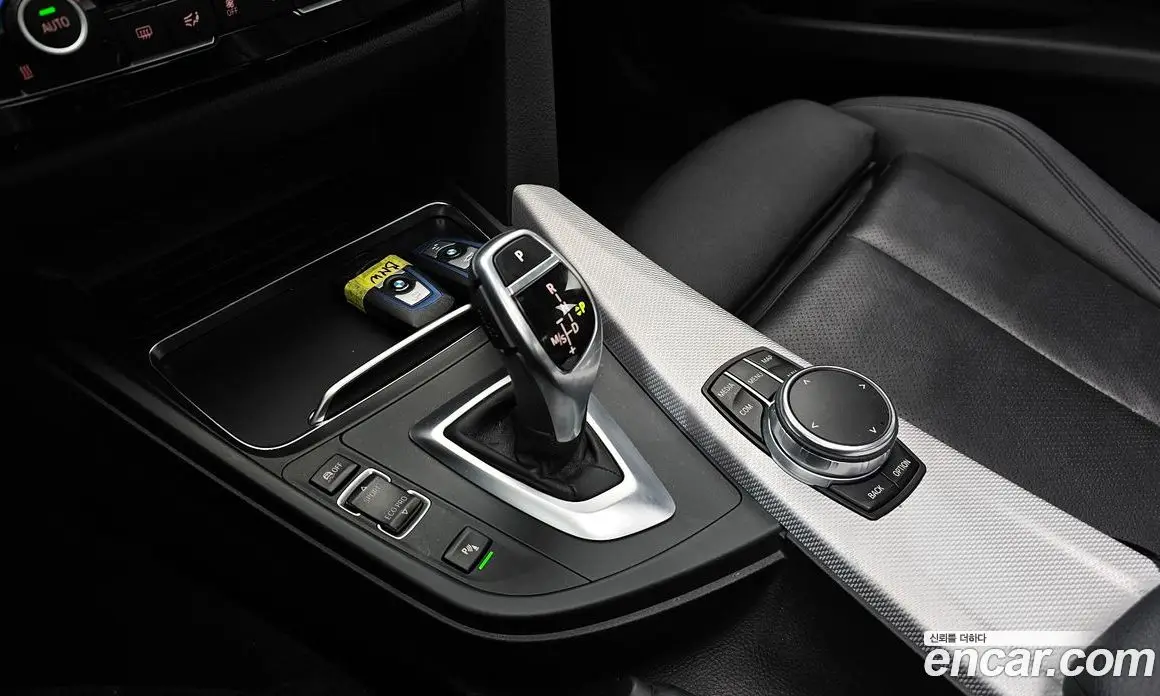 BMW 3 серия 2017 2.0 автомат (гидро), фото 12