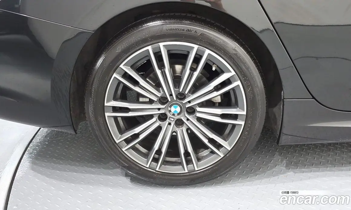 BMW 3 серия 2022 2.0 автомат (гидро), фото 5