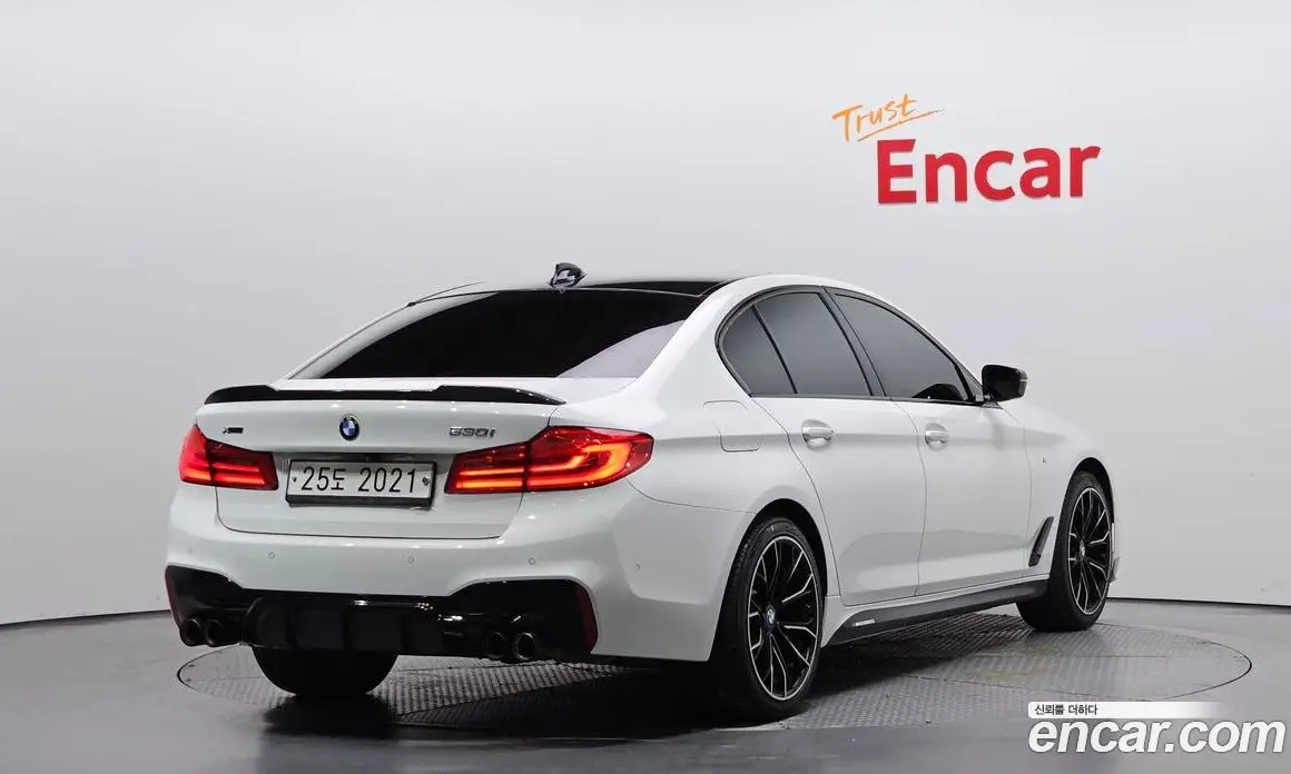 BMW 5 серия 2017 2.0 автомат (гидро), фото 2 BMW 5 серия 2017 2.0 автомат (гидро), фото 2