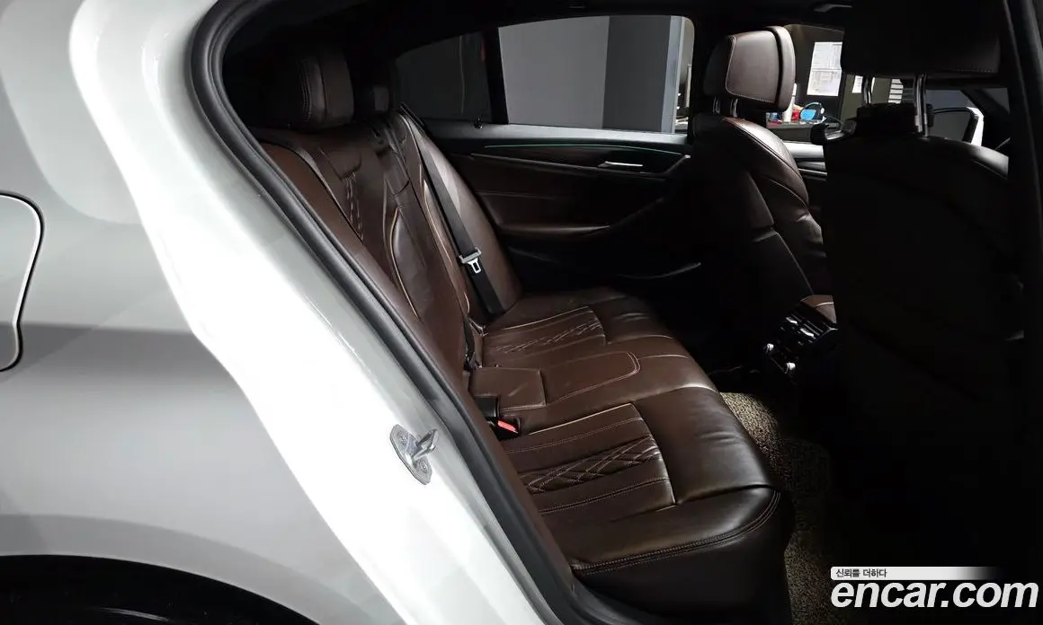 BMW 5 серия 2017 2.0 автомат (гидро), фото 12