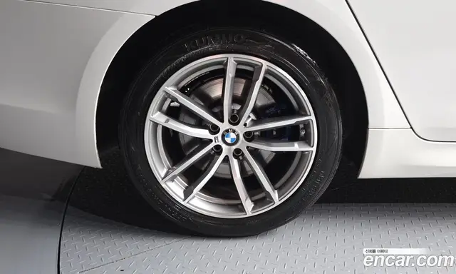BMW 5 серия 2017 2.0 автомат (гидро), миниатюра 5