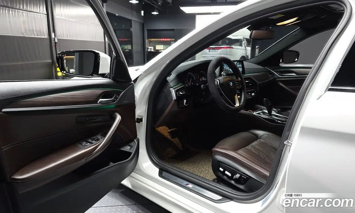 BMW 5 серия 2017 2.0 автомат (гидро), фото 10