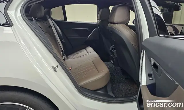 BMW 5 серия 2024 2.0 автомат (гидро), миниатюра 11