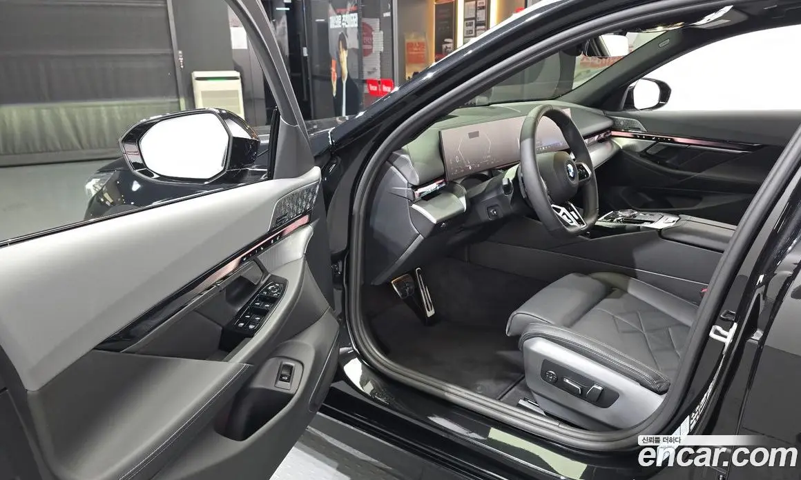 BMW 5 серия 2026 2.0 автомат (гидро), фото 10
