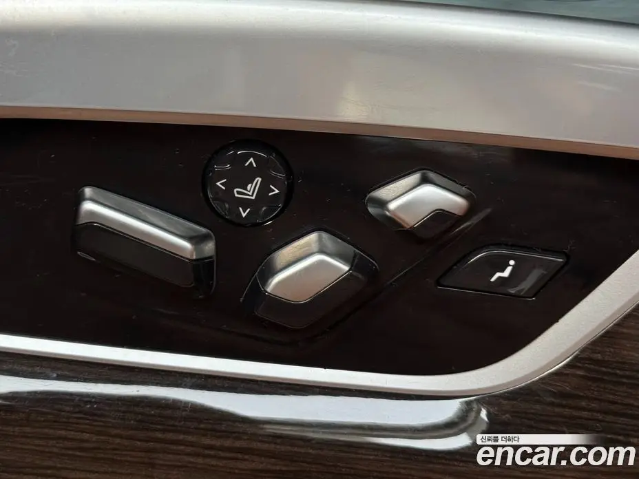 BMW 7 серия 2021 3.0 автомат (гидро), фото 17