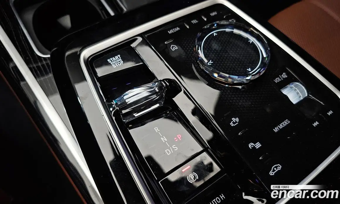 BMW 7 серия 2025 3.0 автомат (гидро), фото 12