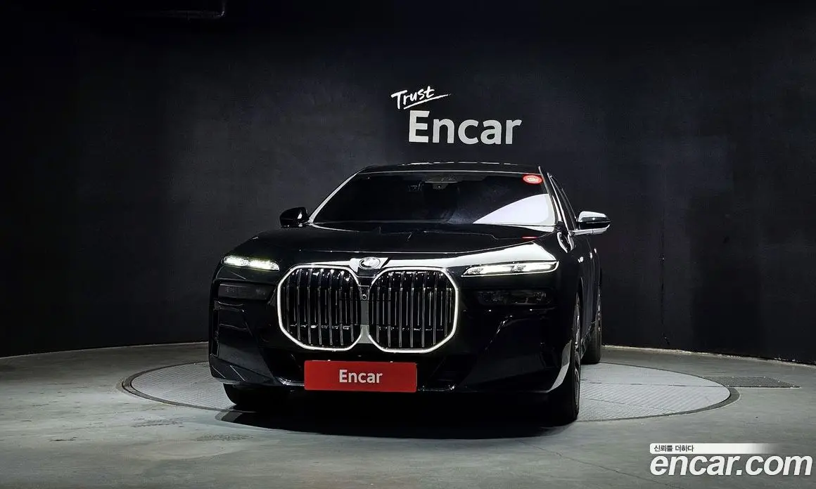 BMW 7 серия 2025 3.0 автомат (гидро), фото 3