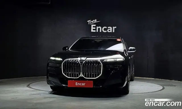BMW 7 серия 2025 3.0 автомат (гидро), миниатюра 3