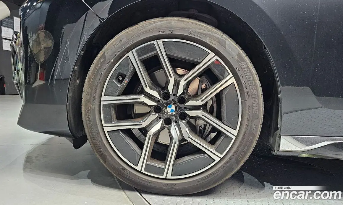 BMW 7 серия 2025 3.0 автомат (гидро), фото 5