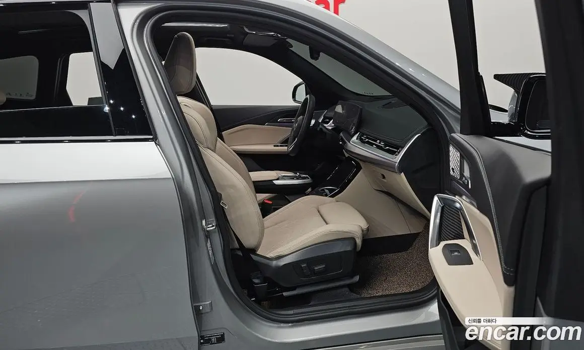 BMW X1 2024 2.0 автомат (гидро), фото 16
