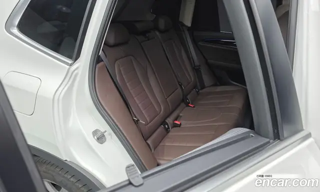 BMW X3 2023 2.0 автомат (гидро), миниатюра 11