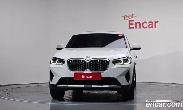 BMW X4 2022 2.0 автомат (гидро), миниатюра 3
