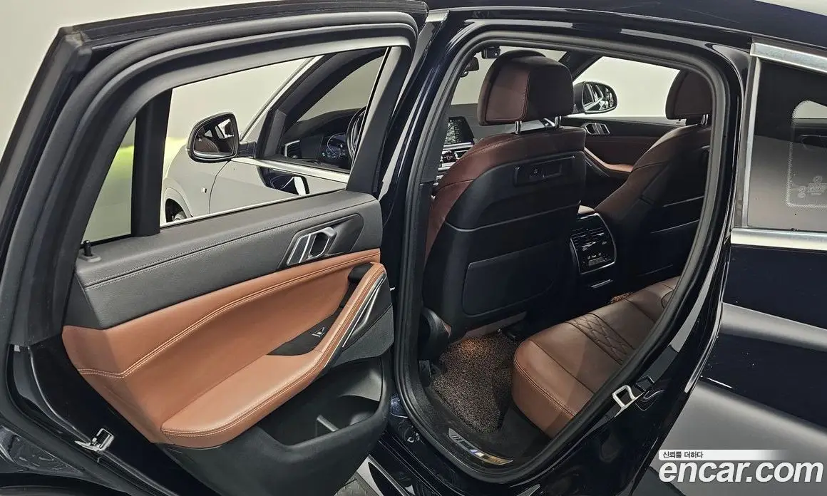 BMW X6 2022 3.0 автомат (гидро), фото 26