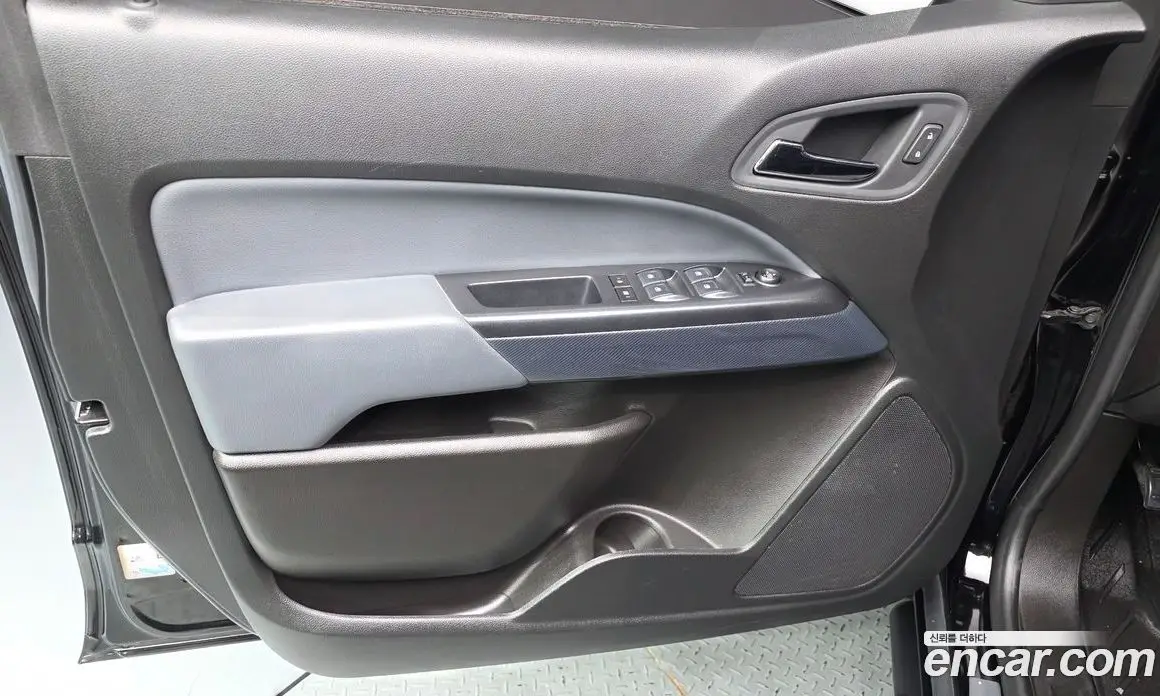 Chevrolet Colorado 2021 3.6 автомат (гидро), фото 14