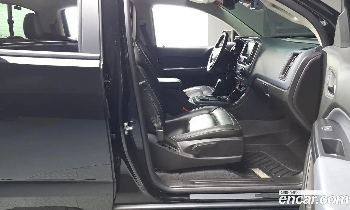 Chevrolet Colorado 2021 3.6 автомат (гидро), фото 16