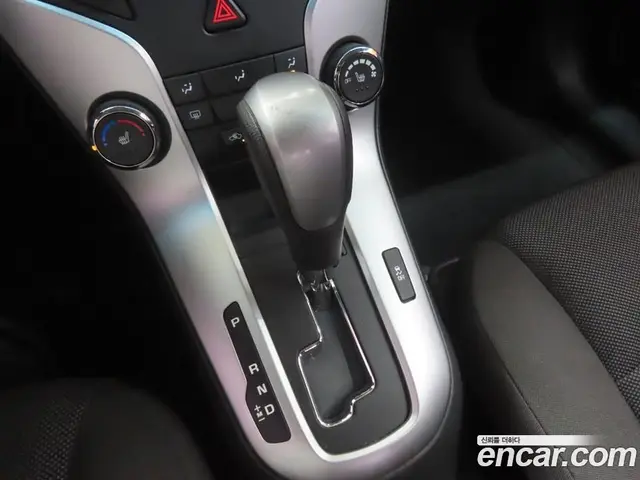 Chevrolet Cruze 2015 1.8 автомат (гидро), миниатюра 12