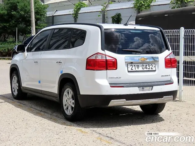 Chevrolet Orlando 2015 1.6 автомат (гидро), миниатюра 3