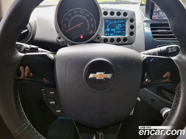 Chevrolet Spark 2011 1.0 автомат (гидро), миниатюра 12