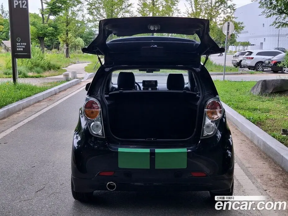 Chevrolet Spark 2011 1.0 автомат (гидро), фото 7