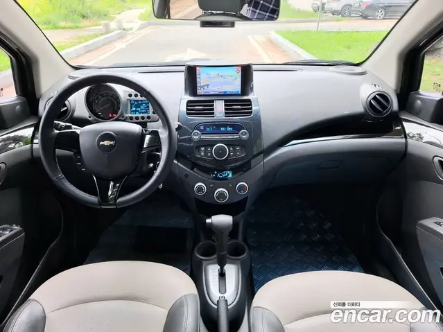 Chevrolet Spark 2011 1.0 автомат (гидро), миниатюра 8