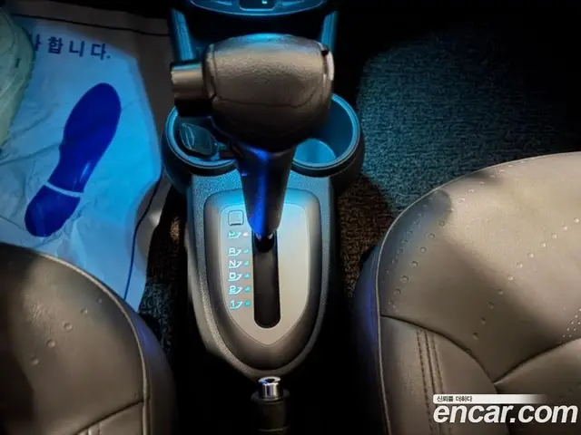 Chevrolet Spark 2013 1.0 автомат (гидро), миниатюра 12