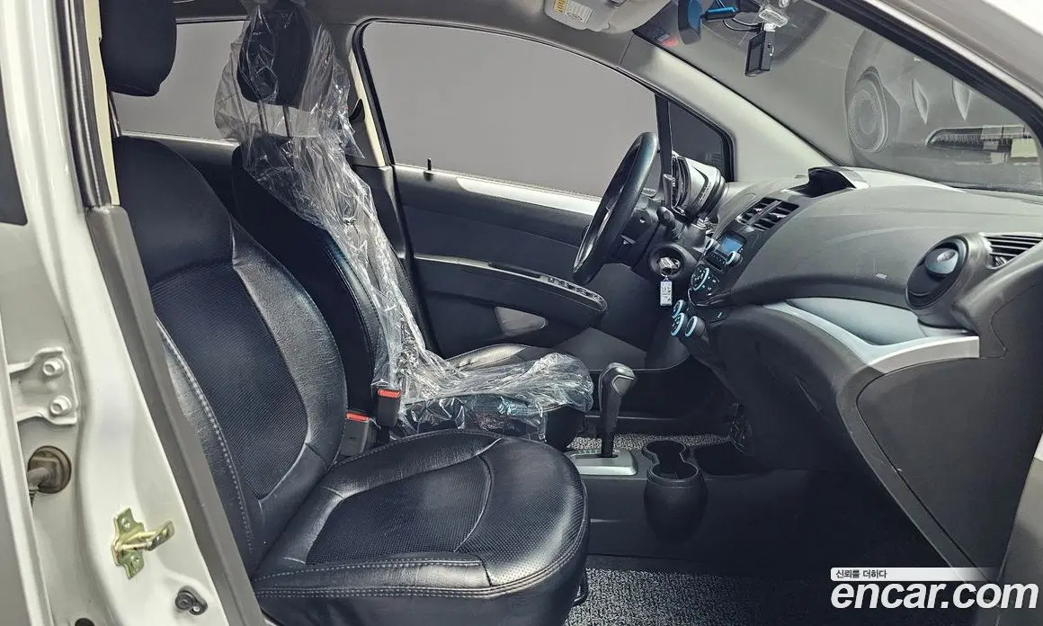Chevrolet Spark 2013 1.0 автомат (гидро), фото 11