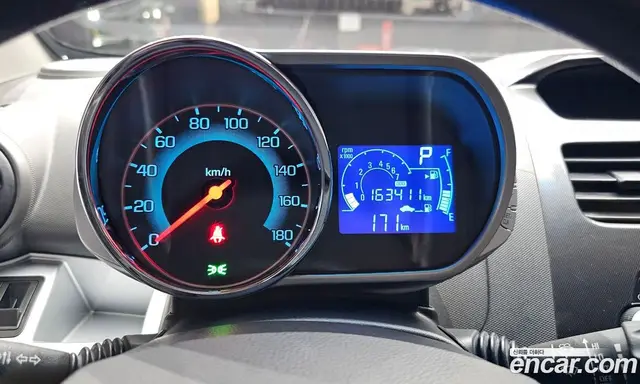 Chevrolet Spark 2013 1.0 автомат (гидро), миниатюра 8