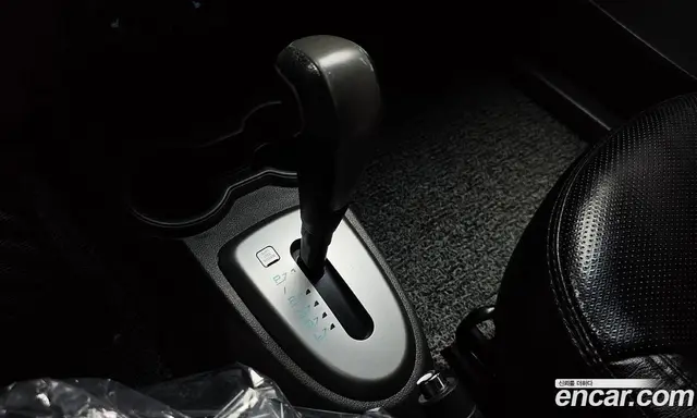 Chevrolet Spark 2013 1.0 автомат (гидро), миниатюра 9