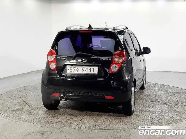 Chevrolet Spark 2013 1.0 автомат (гидро), миниатюра 3