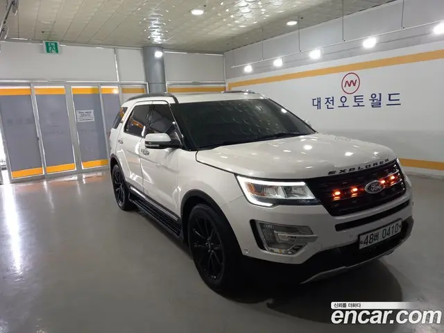 Ford Explorer 2016 2.3 автомат (гидро), миниатюра 3 Ford Explorer 2016 2.3 автомат (гидро), миниатюра 3