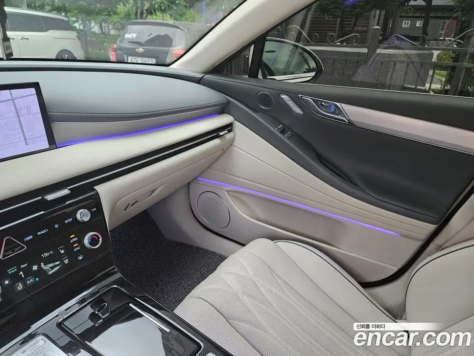 Genesis G80 2025 2.5 автомат (гидро), фото 14