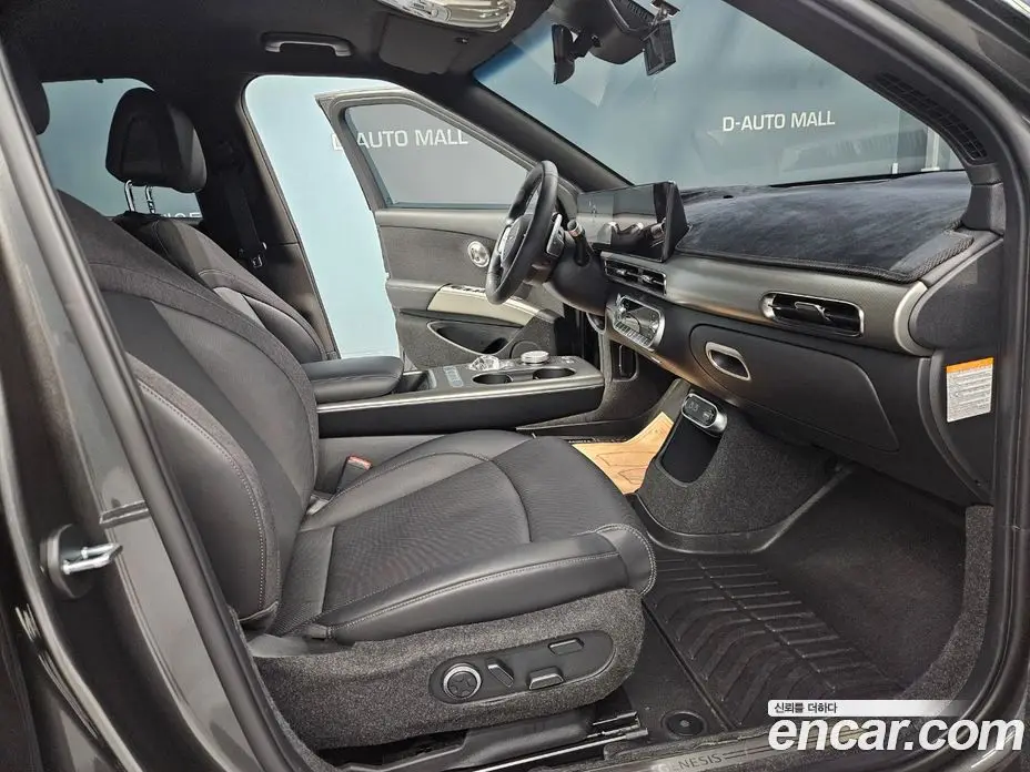 Genesis GV60 2024 0.1 автомат (гидро), фото 13