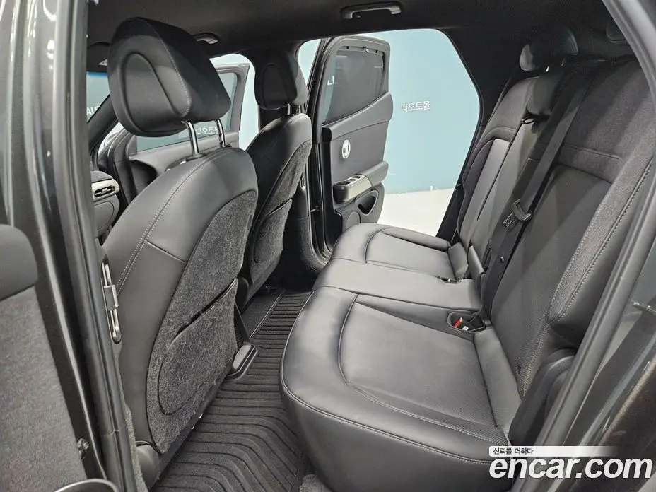 Genesis GV60 2024 0.1 автомат (гидро), фото 15