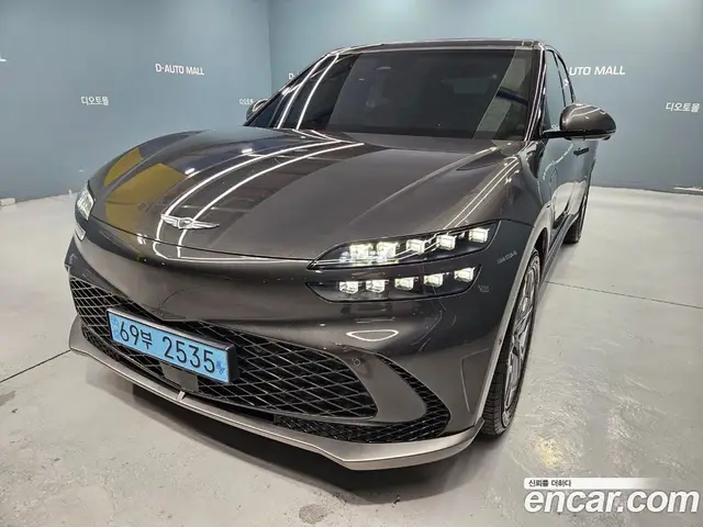 Genesis GV60 2024 0.1 автомат (гидро), миниатюра 3