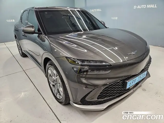 Genesis GV60 2024 0.1 автомат (гидро), миниатюра 5