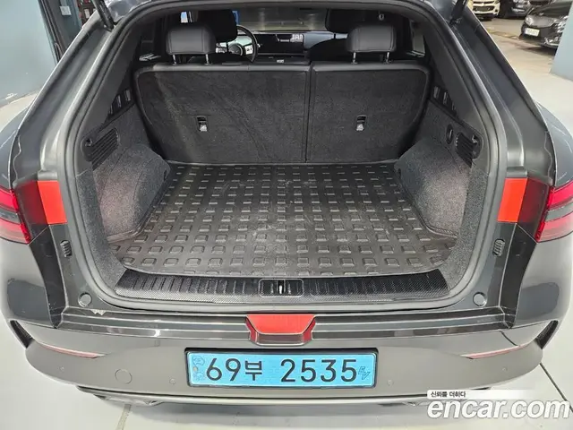 Genesis GV60 2024 0.1 автомат (гидро), миниатюра 9