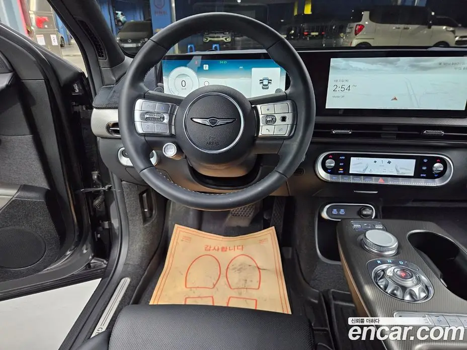 Genesis GV60 2024 0.1 автомат (гидро), фото 10