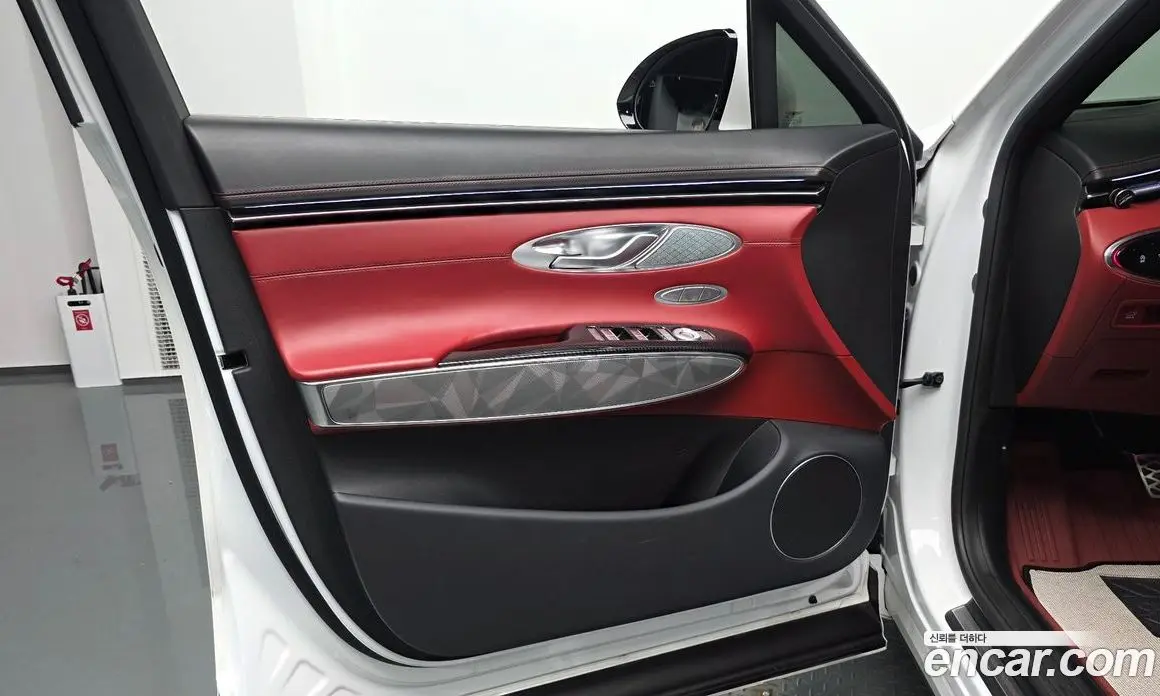 Genesis GV70 2021 2.5 автомат (гидро), фото 13