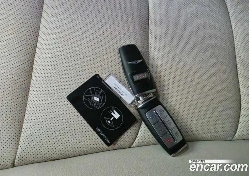 Genesis GV70 2023 2.5 автомат (гидро), фото 13