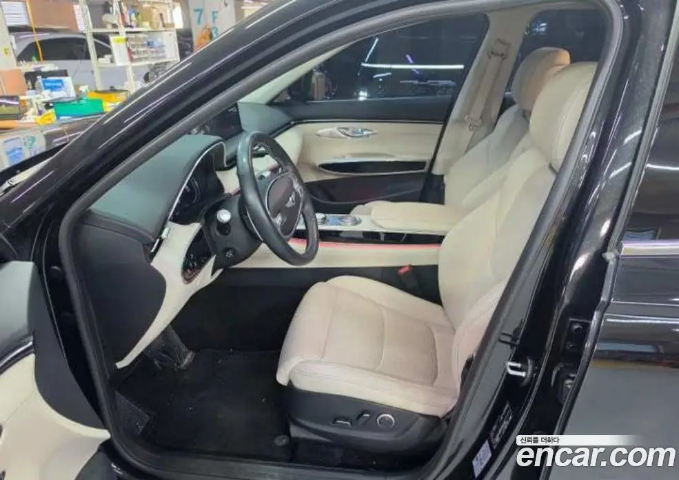 Genesis GV70 2023 2.5 автомат (гидро), фото 4