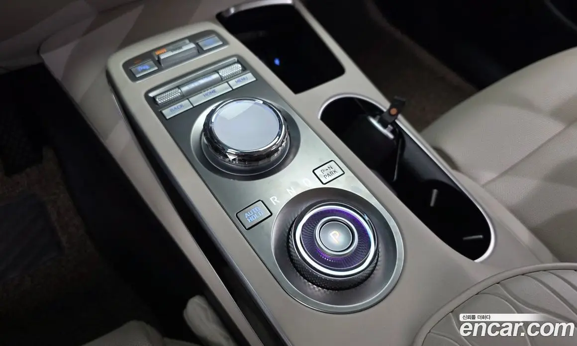 Genesis GV70 2024 2.5 автомат (гидро), фото 12