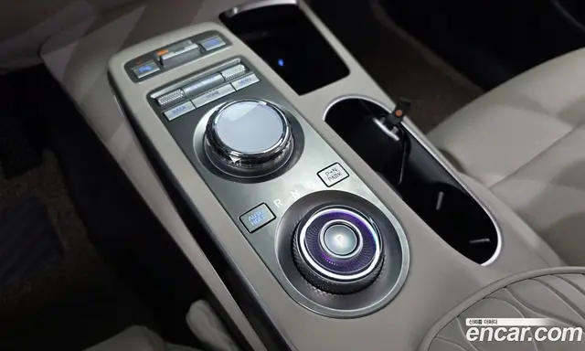 Genesis GV70 2024 2.5 автомат (гидро), миниатюра 12