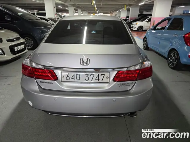 Honda Accord 2013 2.4 автомат (гидро), миниатюра 4 Honda Accord 2013 2.4 автомат (гидро), миниатюра 4