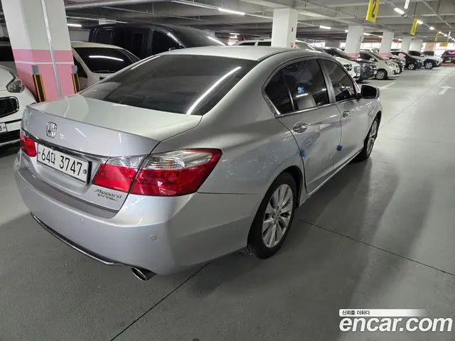 Honda Accord 2013 2.4 автомат (гидро), миниатюра 5 Honda Accord 2013 2.4 автомат (гидро), миниатюра 5