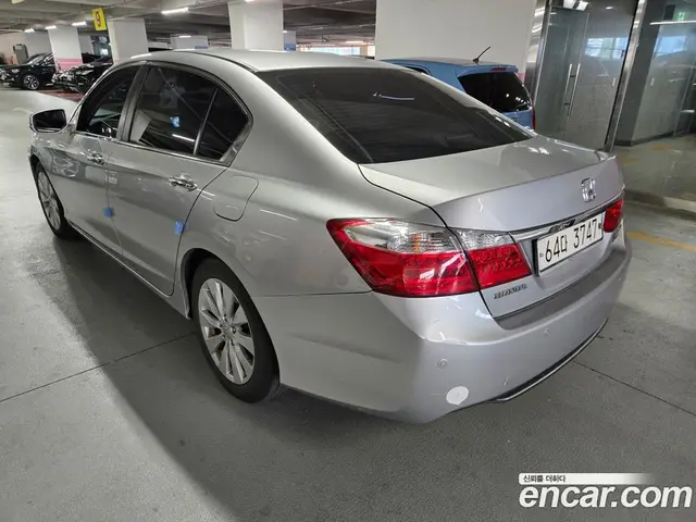 Honda Accord 2013 2.4 автомат (гидро), миниатюра 6 Honda Accord 2013 2.4 автомат (гидро), миниатюра 6
