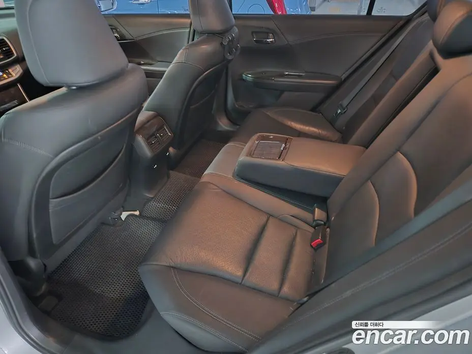 Honda Accord 2013 2.4 автомат (гидро), фото 9 Honda Accord 2013 2.4 автомат (гидро), фото 9
